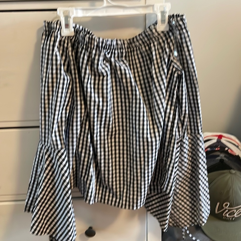 Charlotte russe off the shoulder top